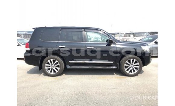 Acheter Import Voiture Toyota Land Cruiser Noir à Import - Dubai, Barh el Gazel Acheter Import Voiture Toyota Land Cruiser Noir à Import - Dubai, Barh el Gazel