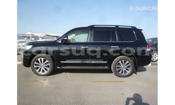 Acheter Import Voiture Toyota Land Cruiser Noir à Import - Dubai, Barh el Gazel Acheter Import Voiture Toyota Land Cruiser Noir à Import - Dubai, Barh el Gazel