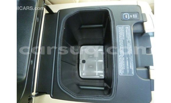 Acheter Import Voiture Toyota Land Cruiser Noir à Import - Dubai, Barh el Gazel Acheter Import Voiture Toyota Land Cruiser Noir à Import - Dubai, Barh el Gazel