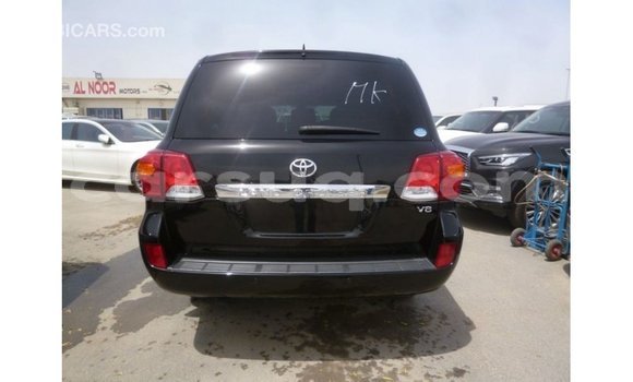 Acheter Import Voiture Toyota Land Cruiser Noir à Import - Dubai, Barh el Gazel Acheter Import Voiture Toyota Land Cruiser Noir à Import - Dubai, Barh el Gazel