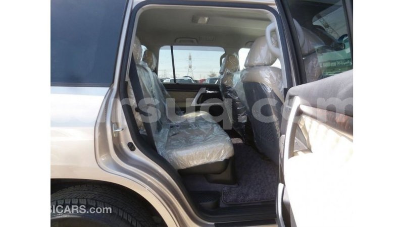 Big with watermark toyota land cruiser barh el gazel import dubai 2311