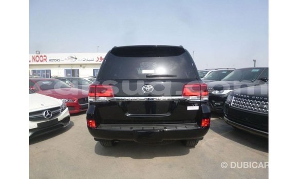Acheter Import Voiture Toyota Land Cruiser Noir à Import - Dubai, Barh el Gazel Acheter Import Voiture Toyota Land Cruiser Noir à Import - Dubai, Barh el Gazel