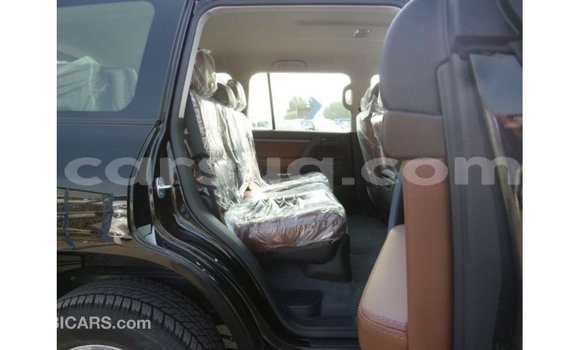 Acheter Import Voiture Toyota Land Cruiser Noir à Import - Dubai, Barh el Gazel Acheter Import Voiture Toyota Land Cruiser Noir à Import - Dubai, Barh el Gazel