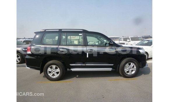 Acheter Import Voiture Toyota Land Cruiser Noir à Import - Dubai, Barh el Gazel Acheter Import Voiture Toyota Land Cruiser Noir à Import - Dubai, Barh el Gazel