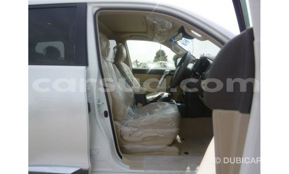 Buy Import Toyota Prado White Car in Import - Dubai in Barh el Gazel Buy Import Toyota Prado White Car in Import - Dubai in Barh el Gazel