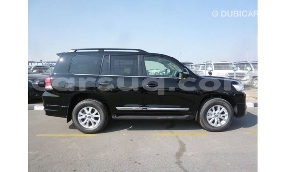 Acheter Import Voiture Toyota Land Cruiser Noir à Import - Dubai, Barh el Gazel Acheter Import Voiture Toyota Land Cruiser Noir à Import - Dubai, Barh el Gazel