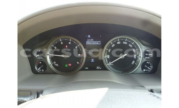 Acheter Import Voiture Toyota Land Cruiser Noir à Import - Dubai, Barh el Gazel Acheter Import Voiture Toyota Land Cruiser Noir à Import - Dubai, Barh el Gazel