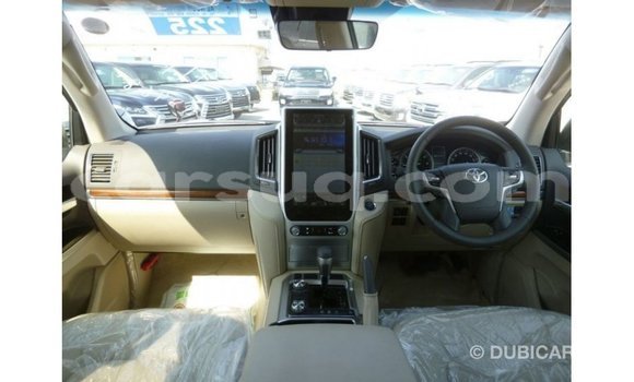 Acheter Import Voiture Toyota Land Cruiser Marron à Import - Dubai, Barh el Gazel Acheter Import Voiture Toyota Land Cruiser Marron à Import - Dubai, Barh el Gazel