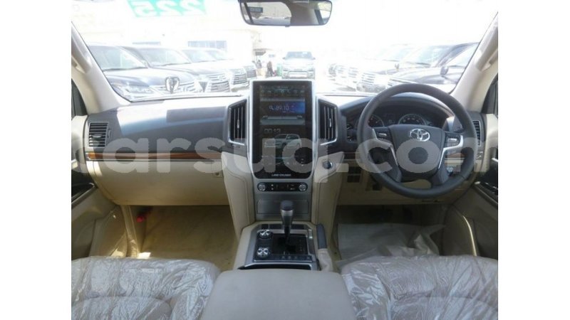 Big with watermark toyota land cruiser barh el gazel import dubai 2331