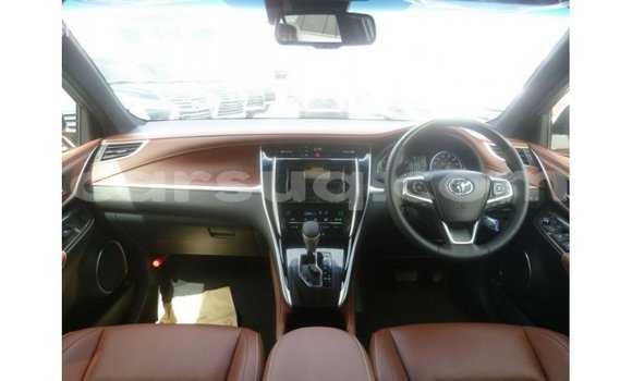 Acheter Import Voiture Toyota Harrier Rouge à Import - Dubai, Barh el Gazel Acheter Import Voiture Toyota Harrier Rouge à Import - Dubai, Barh el Gazel