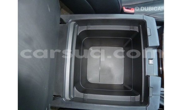 Acheter Import Voiture Toyota Land Cruiser Blanc à Import - Dubai, Barh el Gazel Acheter Import Voiture Toyota Land Cruiser Blanc à Import - Dubai, Barh el Gazel