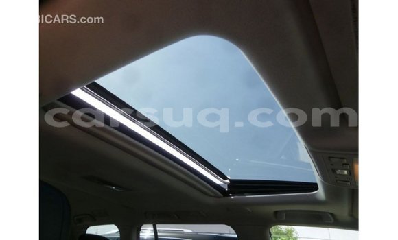 Acheter Import Voiture Toyota Land Cruiser Blanc à Import - Dubai, Barh el Gazel Acheter Import Voiture Toyota Land Cruiser Blanc à Import - Dubai, Barh el Gazel