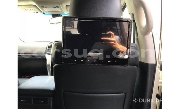 Acheter Import Voiture Toyota Land Cruiser Blanc à Import - Dubai, Barh el Gazel Acheter Import Voiture Toyota Land Cruiser Blanc à Import - Dubai, Barh el Gazel