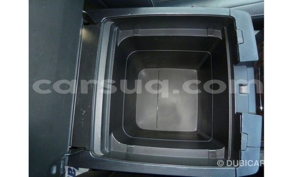 Acheter Import Voiture Toyota Land Cruiser Blanc à Import - Dubai, Barh el Gazel Acheter Import Voiture Toyota Land Cruiser Blanc à Import - Dubai, Barh el Gazel