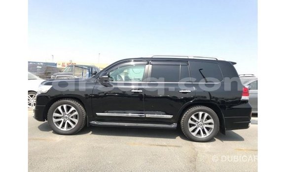 Acheter Import Voiture Toyota Land Cruiser Noir à Import - Dubai, Barh el Gazel Acheter Import Voiture Toyota Land Cruiser Noir à Import - Dubai, Barh el Gazel