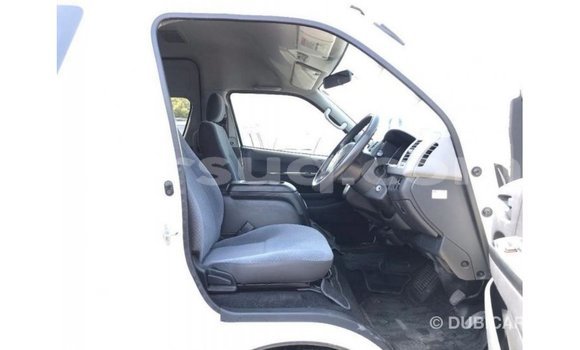 Buy Import Toyota Hiace White Car in Import - Dubai in Barh el Gazel Buy Import Toyota Hiace White Car in Import - Dubai in Barh el Gazel