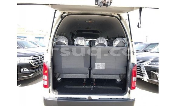 Buy Import Toyota Hiace White Car in Import - Dubai in Barh el Gazel Buy Import Toyota Hiace White Car in Import - Dubai in Barh el Gazel
