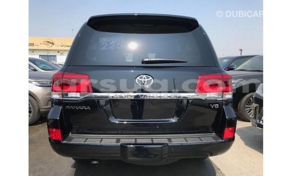 Acheter Import Voiture Toyota Land Cruiser Noir à Import - Dubai, Barh el Gazel Acheter Import Voiture Toyota Land Cruiser Noir à Import - Dubai, Barh el Gazel