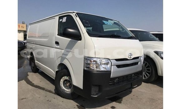 Acheter Import Voiture Toyota Hiace Blanc à Import - Dubai, Barh el Gazel Acheter Import Voiture Toyota Hiace Blanc à Import - Dubai, Barh el Gazel