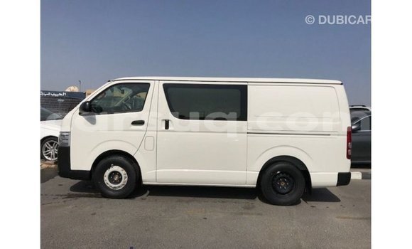 Buy Import Toyota Hiace White Car in Import - Dubai in Barh el Gazel Buy Import Toyota Hiace White Car in Import - Dubai in Barh el Gazel