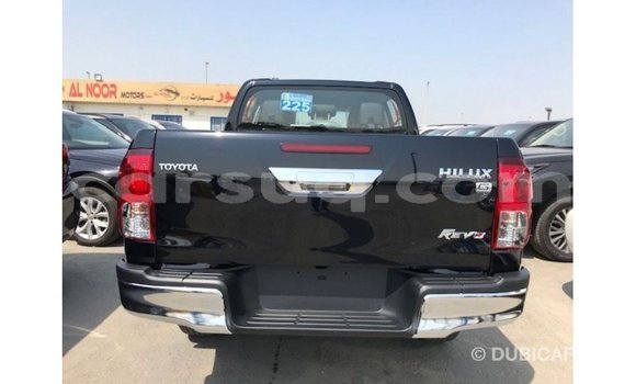 Acheter Import Voiture Toyota Hilux Noir à Import - Dubai, Barh el Gazel Acheter Import Voiture Toyota Hilux Noir à Import - Dubai, Barh el Gazel