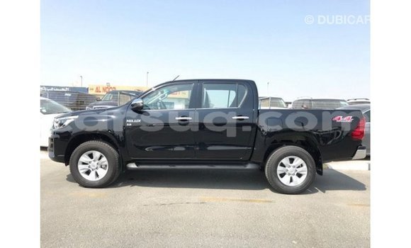 Acheter Import Voiture Toyota Hilux Noir à Import - Dubai, Barh el Gazel Acheter Import Voiture Toyota Hilux Noir à Import - Dubai, Barh el Gazel