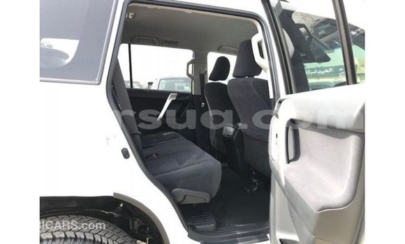 Acheter Import Voiture Toyota Prado Blanc à Import - Dubai, Barh el Gazel Acheter Import Voiture Toyota Prado Blanc à Import - Dubai, Barh el Gazel