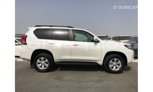 Acheter Import Voiture Toyota Prado Blanc à Import - Dubai, Barh el Gazel Acheter Import Voiture Toyota Prado Blanc à Import - Dubai, Barh el Gazel