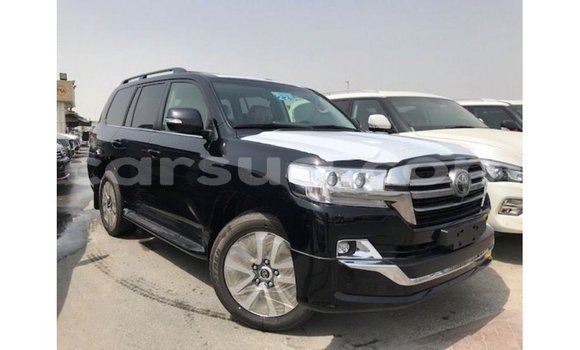Acheter Import Voiture Toyota Land Cruiser Noir à Import - Dubai, Barh el Gazel Acheter Import Voiture Toyota Land Cruiser Noir à Import - Dubai, Barh el Gazel