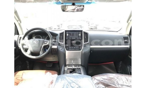 Acheter Import Voiture Toyota Land Cruiser Noir à Import - Dubai, Barh el Gazel Acheter Import Voiture Toyota Land Cruiser Noir à Import - Dubai, Barh el Gazel