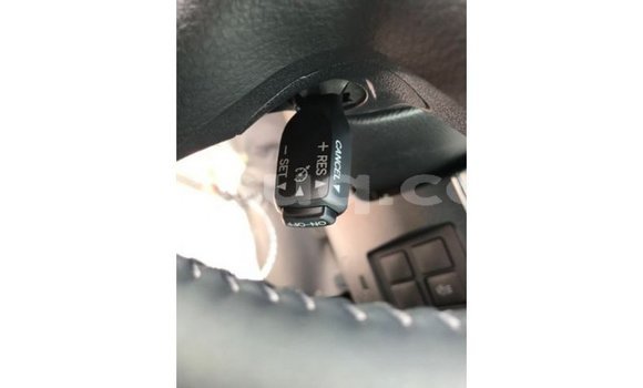 Acheter Import Voiture Toyota Land Cruiser Noir à Import - Dubai, Barh el Gazel Acheter Import Voiture Toyota Land Cruiser Noir à Import - Dubai, Barh el Gazel