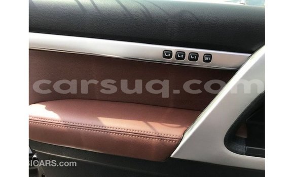 Acheter Import Voiture Toyota Land Cruiser Noir à Import - Dubai, Barh el Gazel Acheter Import Voiture Toyota Land Cruiser Noir à Import - Dubai, Barh el Gazel