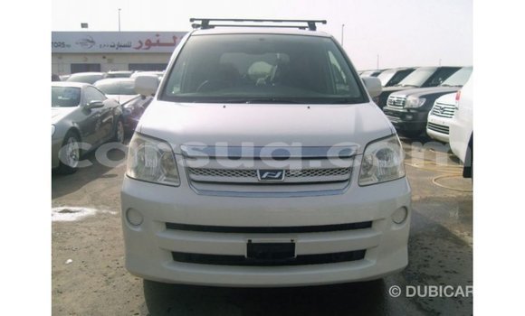 Acheter Import Voiture Toyota Noah Blanc à Import - Dubai, Barh el Gazel Acheter Import Voiture Toyota Noah Blanc à Import - Dubai, Barh el Gazel