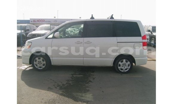 Acheter Import Voiture Toyota Noah Blanc à Import - Dubai, Barh el Gazel Acheter Import Voiture Toyota Noah Blanc à Import - Dubai, Barh el Gazel