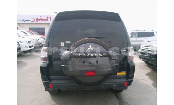 Acheter Import Voiture Mitsubishi Pajero Noir à Import - Dubai, Barh el Gazel Acheter Import Voiture Mitsubishi Pajero Noir à Import - Dubai, Barh el Gazel
