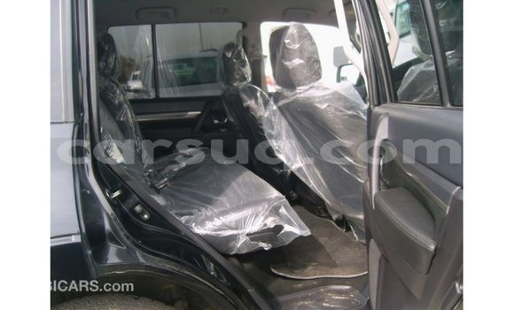 Acheter Import Voiture Mitsubishi Pajero Noir à Import - Dubai, Barh el Gazel Acheter Import Voiture Mitsubishi Pajero Noir à Import - Dubai, Barh el Gazel