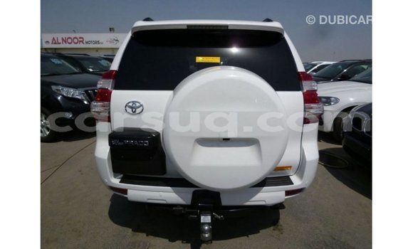 Acheter Import Voiture Toyota Prado Blanc à Import - Dubai, Barh el Gazel Acheter Import Voiture Toyota Prado Blanc à Import - Dubai, Barh el Gazel