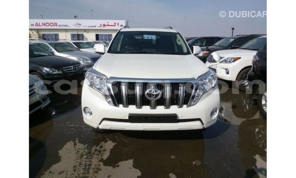 Acheter Import Voiture Toyota Prado Blanc à Import - Dubai, Barh el Gazel Acheter Import Voiture Toyota Prado Blanc à Import - Dubai, Barh el Gazel