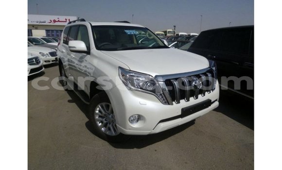 Acheter Import Voiture Toyota Prado Blanc à Import - Dubai, Barh el Gazel Acheter Import Voiture Toyota Prado Blanc à Import - Dubai, Barh el Gazel