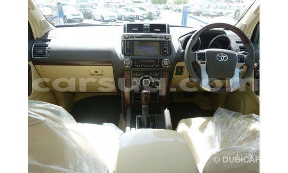 Acheter Import Voiture Toyota Prado Blanc à Import - Dubai, Barh el Gazel Acheter Import Voiture Toyota Prado Blanc à Import - Dubai, Barh el Gazel