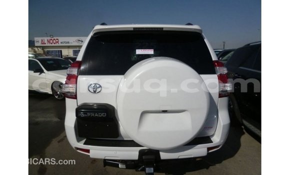 Acheter Import Voiture Toyota Prado Blanc à Import - Dubai, Barh el Gazel Acheter Import Voiture Toyota Prado Blanc à Import - Dubai, Barh el Gazel