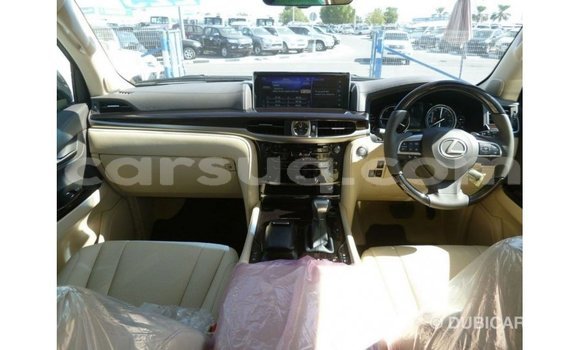 Acheter Import Voiture Lexus LX Blanc à Import - Dubai, Barh el Gazel Acheter Import Voiture Lexus LX Blanc à Import - Dubai, Barh el Gazel