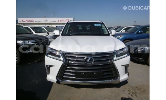 Acheter Import Voiture Lexus LX Blanc à Import - Dubai, Barh el Gazel Acheter Import Voiture Lexus LX Blanc à Import - Dubai, Barh el Gazel