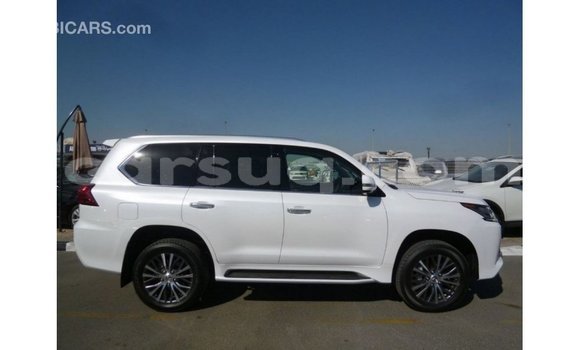 Acheter Import Voiture Lexus LX Blanc à Import - Dubai, Barh el Gazel Acheter Import Voiture Lexus LX Blanc à Import - Dubai, Barh el Gazel