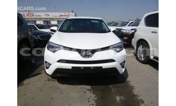 Acheter Import Voiture Toyota 4Runner Blanc à Import - Dubai, Barh el Gazel Acheter Import Voiture Toyota 4Runner Blanc à Import - Dubai, Barh el Gazel