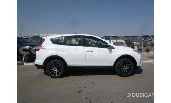 Acheter Import Voiture Toyota 4Runner Blanc à Import - Dubai, Barh el Gazel Acheter Import Voiture Toyota 4Runner Blanc à Import - Dubai, Barh el Gazel