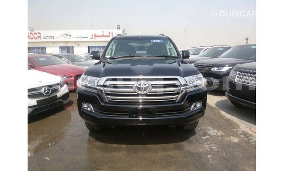 Acheter Import Voiture Toyota Land Cruiser Noir à Import - Dubai, Barh el Gazel Acheter Import Voiture Toyota Land Cruiser Noir à Import - Dubai, Barh el Gazel
