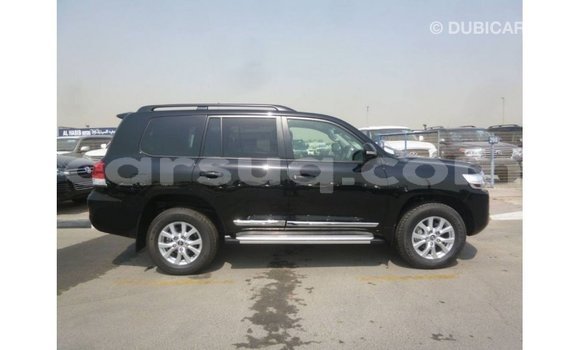 Acheter Import Voiture Toyota Land Cruiser Noir à Import - Dubai, Barh el Gazel Acheter Import Voiture Toyota Land Cruiser Noir à Import - Dubai, Barh el Gazel