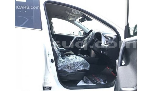 Buy Import Toyota 4Runner White Car in Import - Dubai in Barh el Gazel Buy Import Toyota 4Runner White Car in Import - Dubai in Barh el Gazel