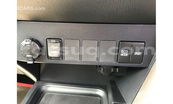 Buy Import Toyota 4Runner White Car in Import - Dubai in Barh el Gazel Buy Import Toyota 4Runner White Car in Import - Dubai in Barh el Gazel